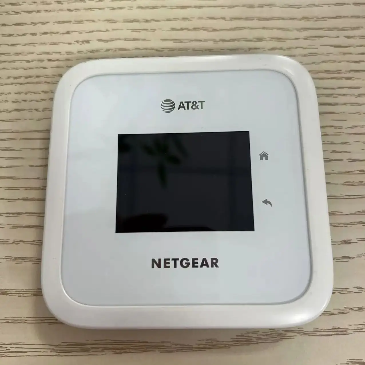 Unlocked NETGEAR M6 MR6110 AT&T 5G WiFi 6 Router - High-speed multi-device shared network (used 95%new America version )