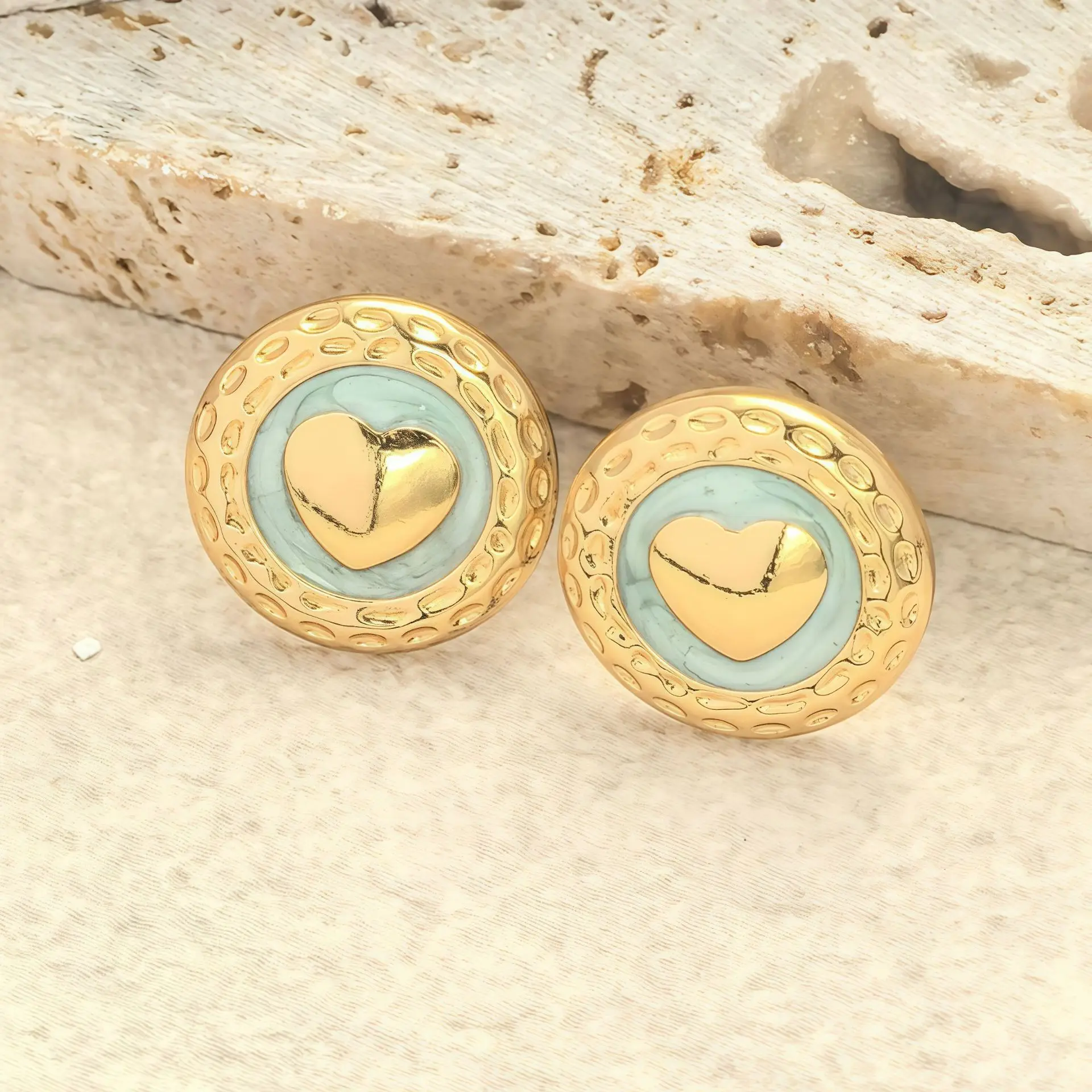 

New French Luxury Round Moon Heart Stud Earrings, Stainless Steel Non-Fading Oil-Resistant, Casual Style, All Seasons