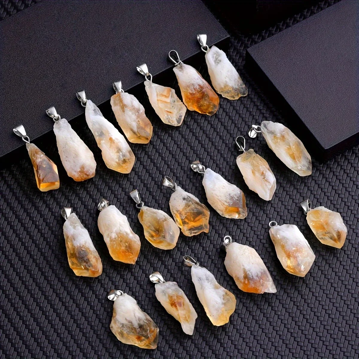 5/10pcs Natural Brazilian Citrine Crystal Chips Bulk, for Aromatherapy Diffuser, DIY Jewelry & Mineral Specimen Decoration view 5
