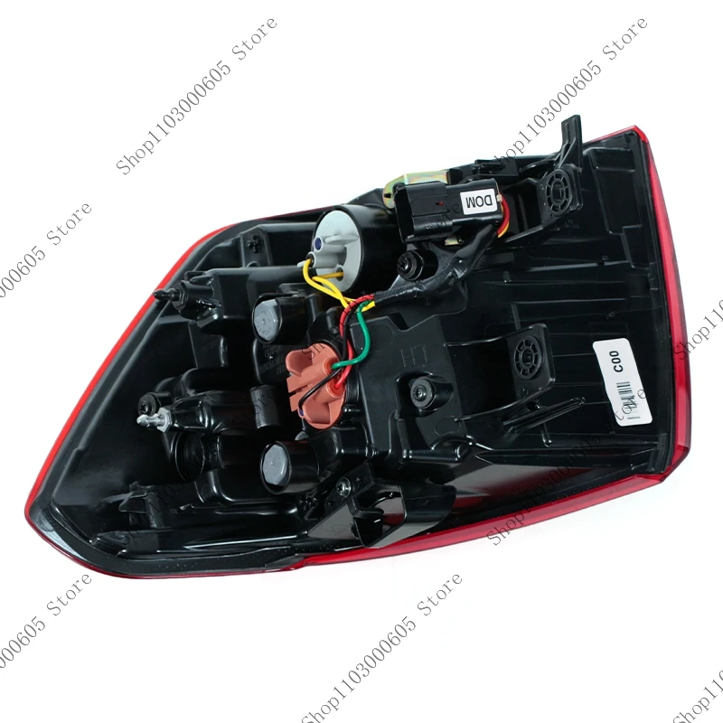 For Kia Sedona 2016-2018 Automobile Accessories Halogen Tail Light Turn Signal Brake Emergency Brake Light Reverse Signal Light