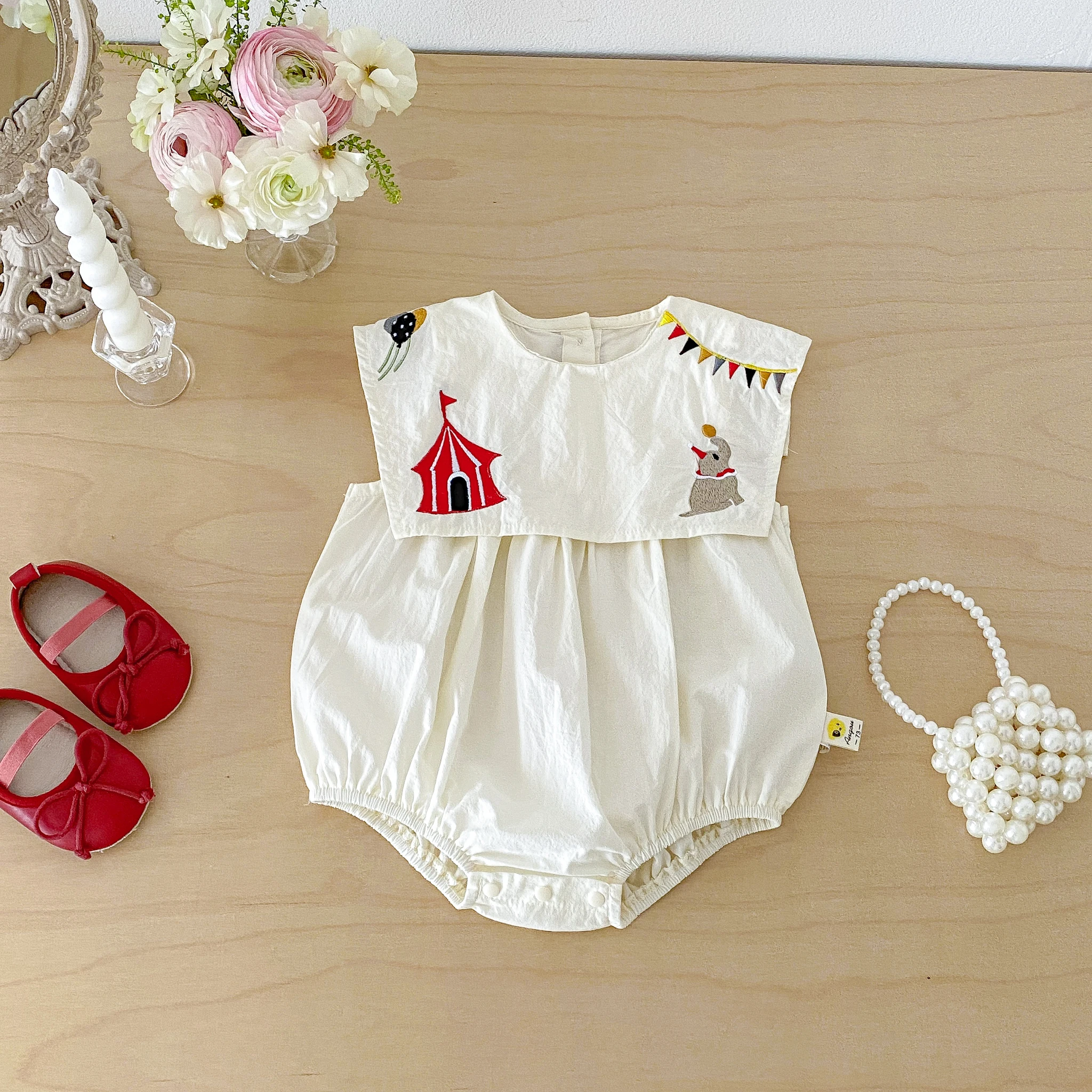 Neu eingetroffen: Baby-Wickelkleid für Mädchen, ärmelloser Sommer-Strampler im koreanischen Stil – Detail 2
