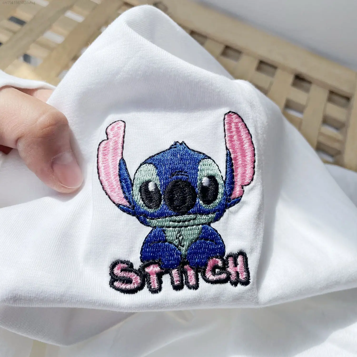 Disney Stitch Short Sleeve Embroidered T-shirt Y 2k Girls Summer Kawaii Anime Emo Harajuku Yk2 Tshirt Women Fashion Korean Tees