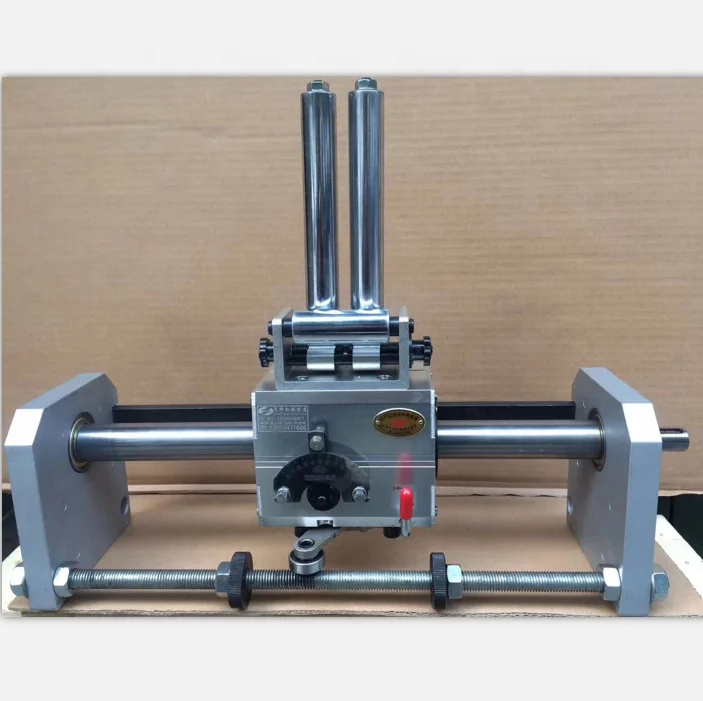 

Drive device for wire packaging machine with transverse roller and guide device