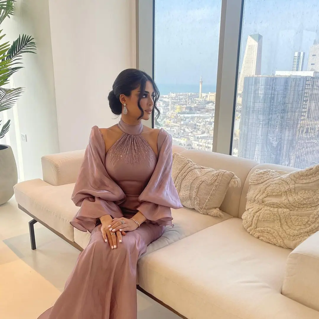 

Purple Glossy Prom Dresses 2023 Fashion Kuwait Design Puff Sleeves Beads Ruffles Mermaid Evening Dresses Formal Party Gown