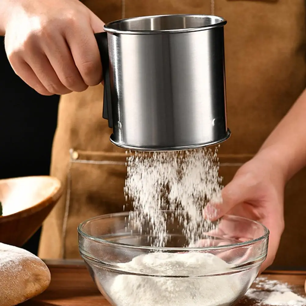 

Powder Sieve for Baking One-handed Flour Sifter Portable Semi-automatic Flour Sieve with Fine Mesh Filter Capacity for Kitchen