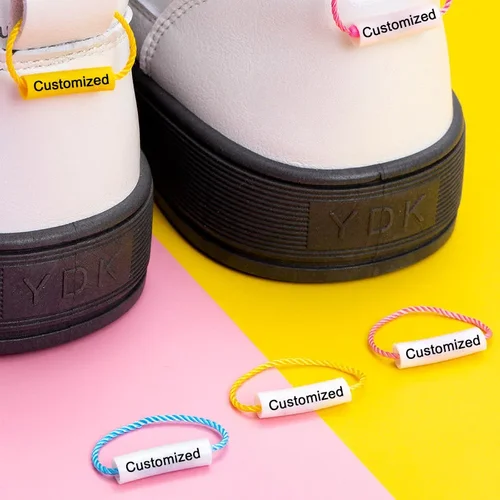 2023 nuevo 20 piezas anillo de nombre personalizado impermeable bolsa de zapatos de bebé pegatina de nombre anillo de zapato hebilla colgante de hebilla de nombre de jardín de infantes