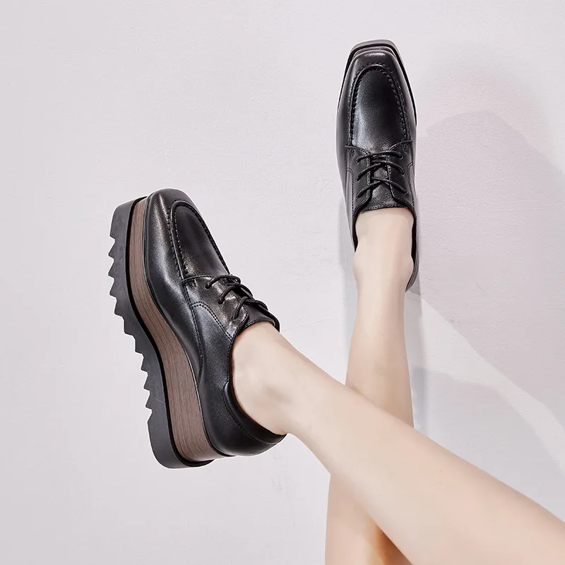Oxford casual Donna Scarpe con zeppa con plateau in pelle Autunno Inverno Mocassini rialzati con punta quadrata Décolleté con lacci poco profondi Moda