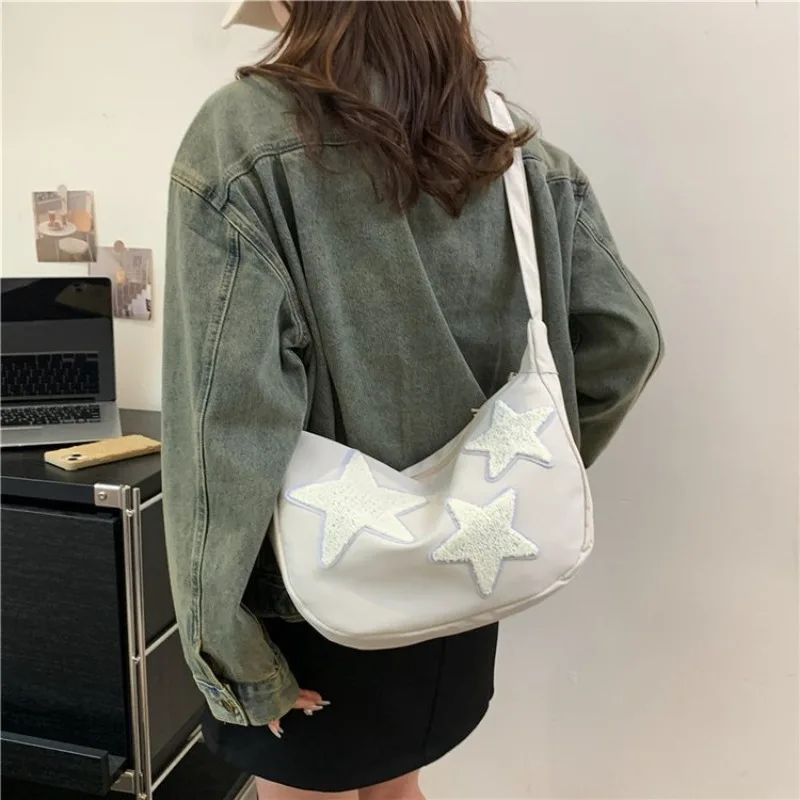 

Versatile women's bag, personalized contrasting color single shoulder crossbody bag, five pointed star cute commuting tote bag