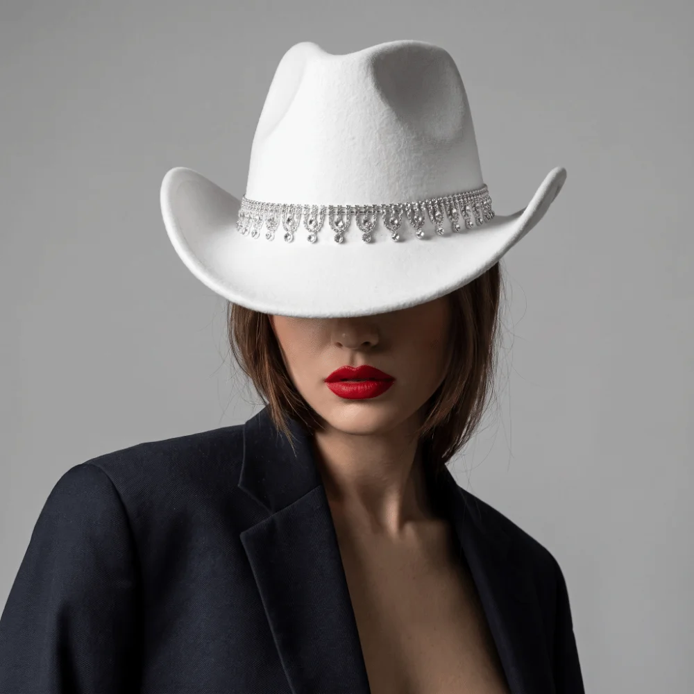 Sparkling Western Cowboy Hat Curved Wide Brim Rhinestone Decoration Felt Fedora Hat Non-Elastic Breathable Top Hat Wedding