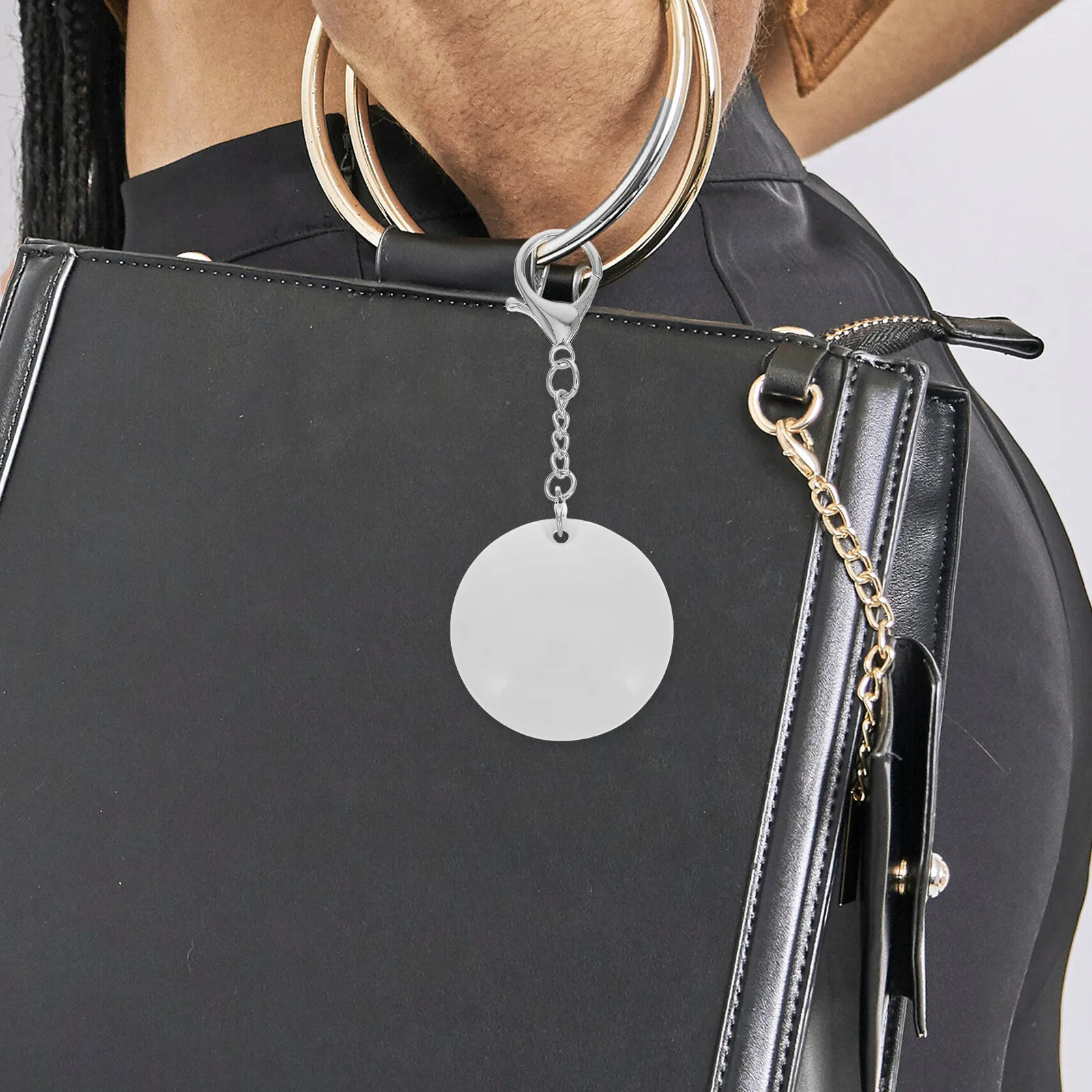 LED Purse Light Touch Activated Handbag Lamp Portable Keychain Pendant for Easy Search in Dark Bags
