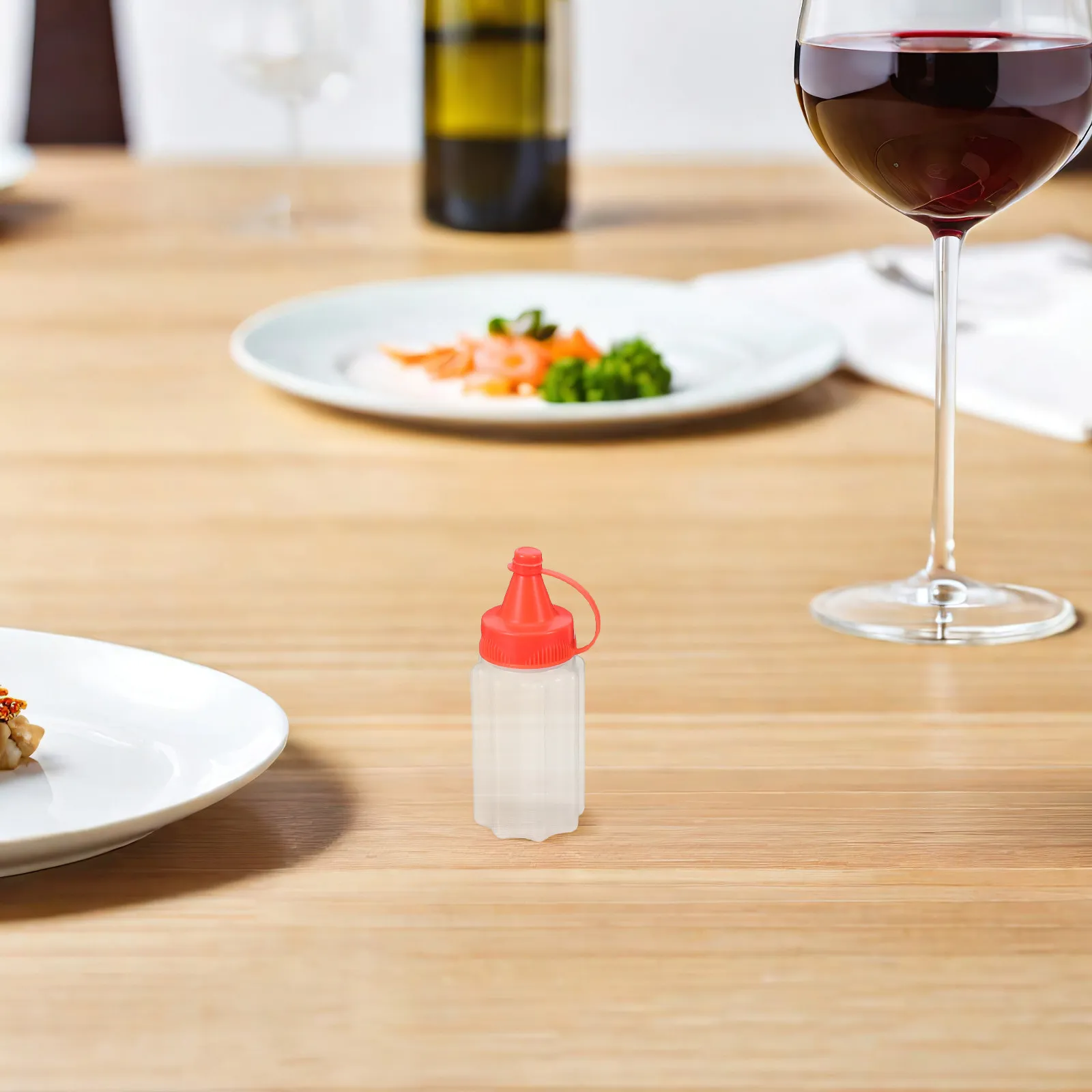 4Pcs Transparent Condiment Squeeze Bottles Wide Mouth Leakproof Refillable Sauce Dispenser for Ketchup Salad Dressing Oil Soy