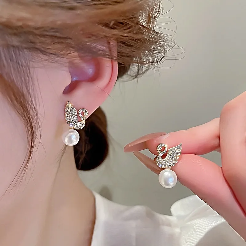 FANYIN New S925 Silver Needle Zircon Swan Pearl Stud Earrings for Women Simple Design Korean Version Fashion Earring Gift серьги