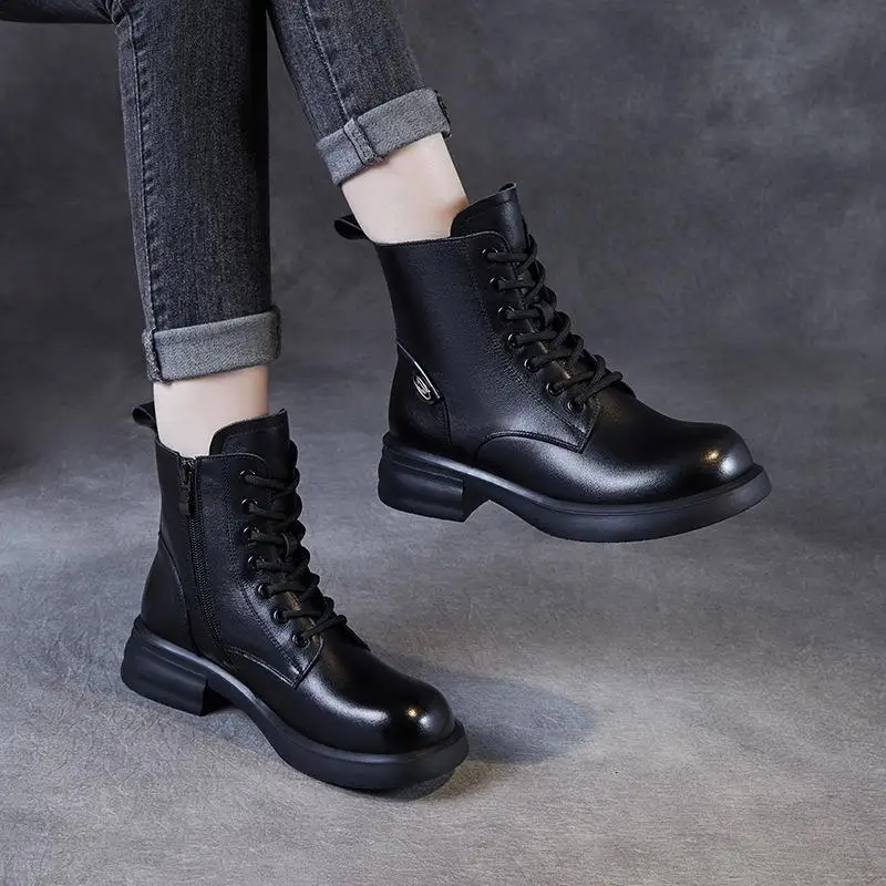 

Casual Style British Fashion Boots Genuine Leather Short Boots Leisure Comfortable round Toe Rubber Outsole Fashion Boots