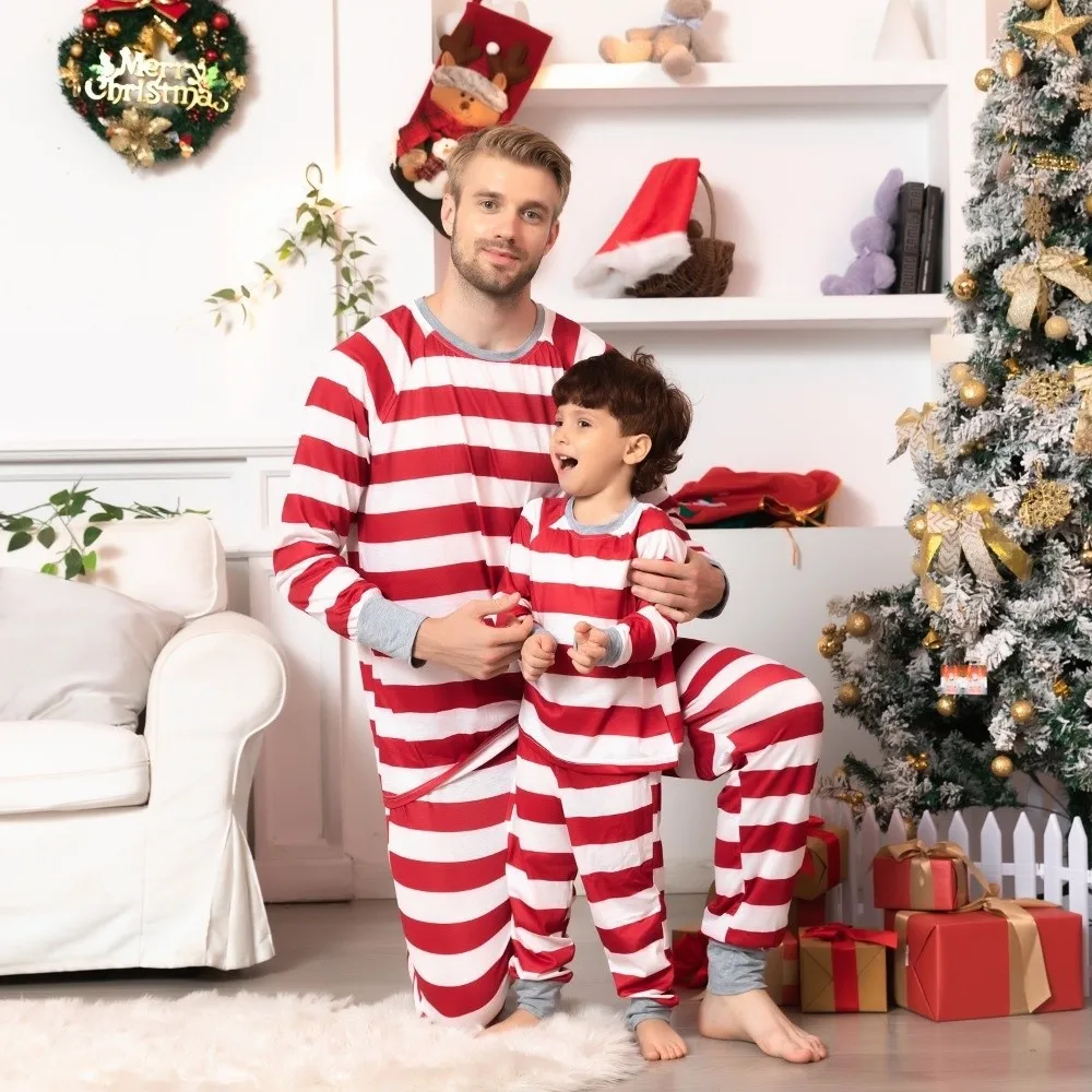 لينة مخطط طباعة عيد الميلاد الوالدين للجنسين وتتسابق قطنية عالية الجودة + السراويل مطابقة الأسرة وتتسابق عيد الميلاد منامة مجموعة أمي أبي