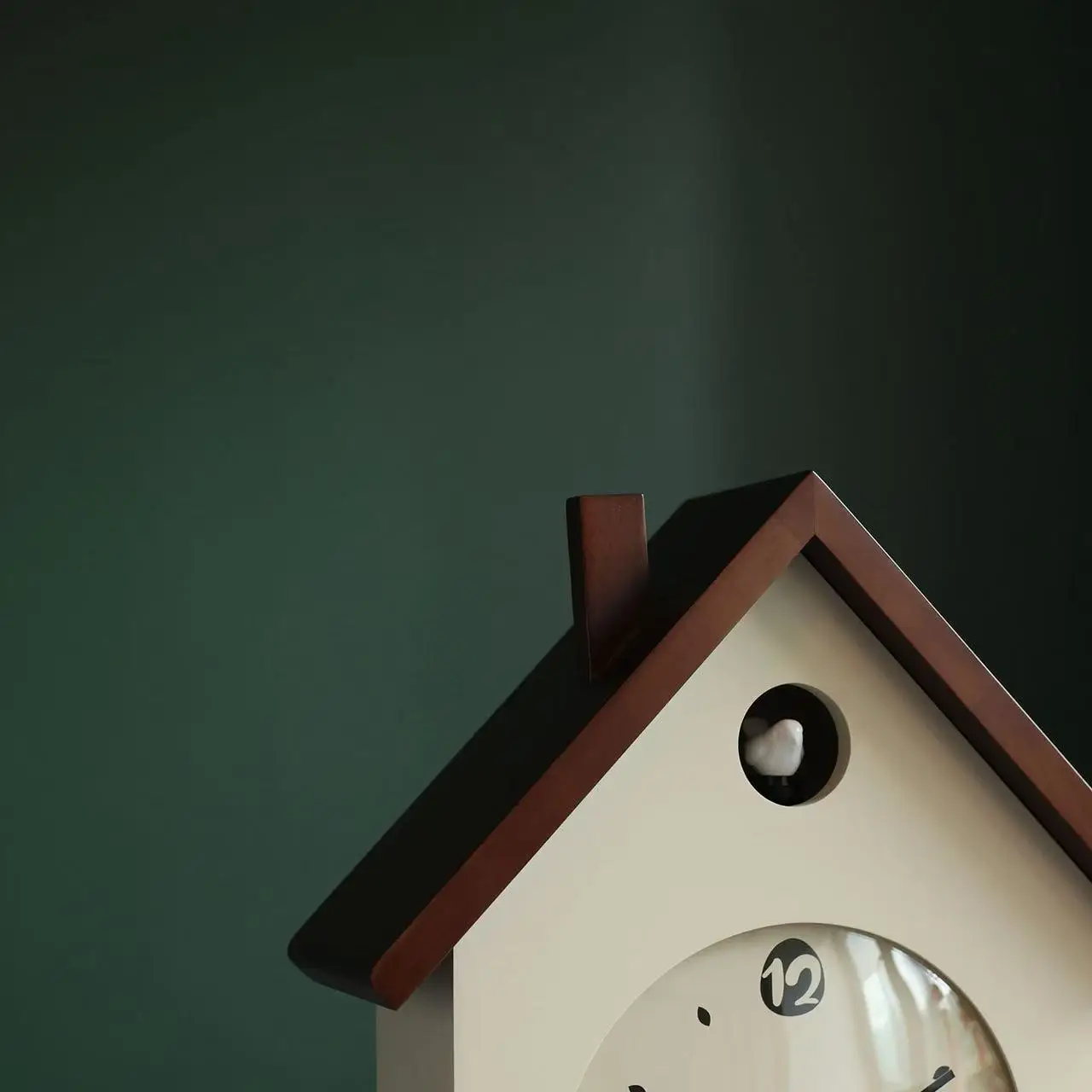 Nordic criativo alto sentido de madeira maciça tempo relógio parede sala estar pendurado criativo pássaro cuco relógio medieval