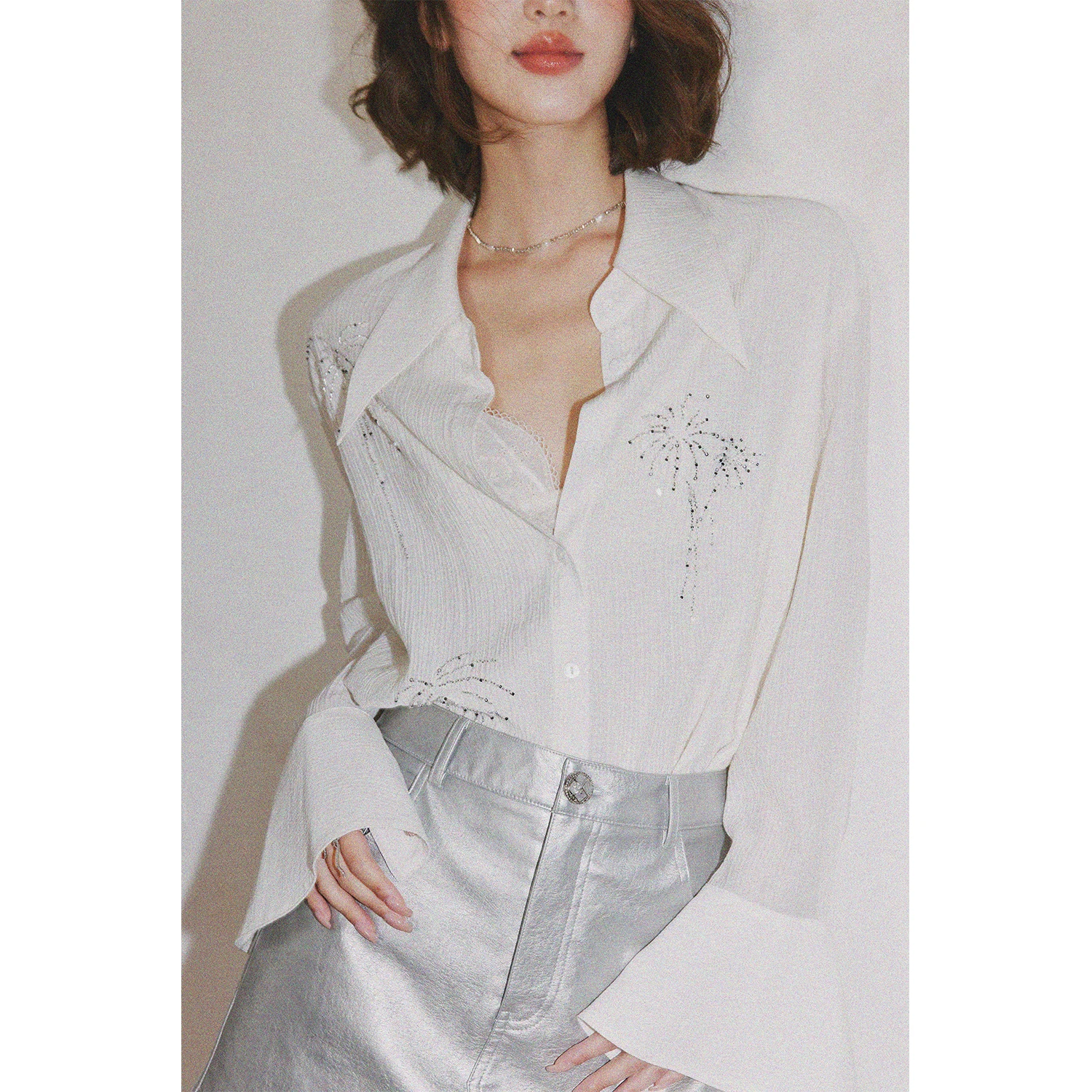 

Rosebanks Silver Content Heavy Work Bead Embroidery irt Textured Folded Mid-Length Commuter Sle Long Sve Women's irt