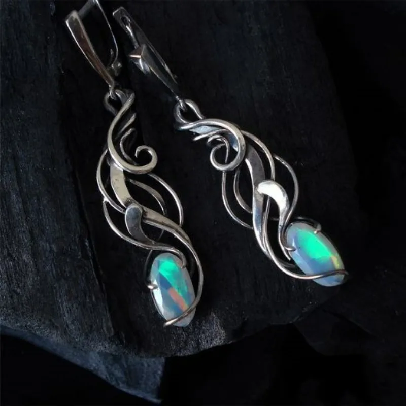 Delicate Oval Shaped Imitation Opal Earrings Classic Vintage Silver Color Metal Dangle Earrings Jewelry
