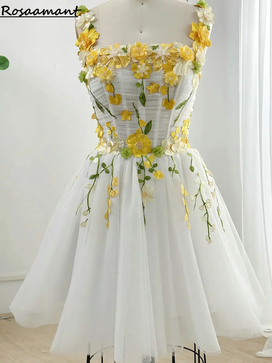 

2024 Sleeveless 3D Floral Lace Mini Short Wedding Dress Spaghetti Straps Pleat Country Boho Bridal Gowns