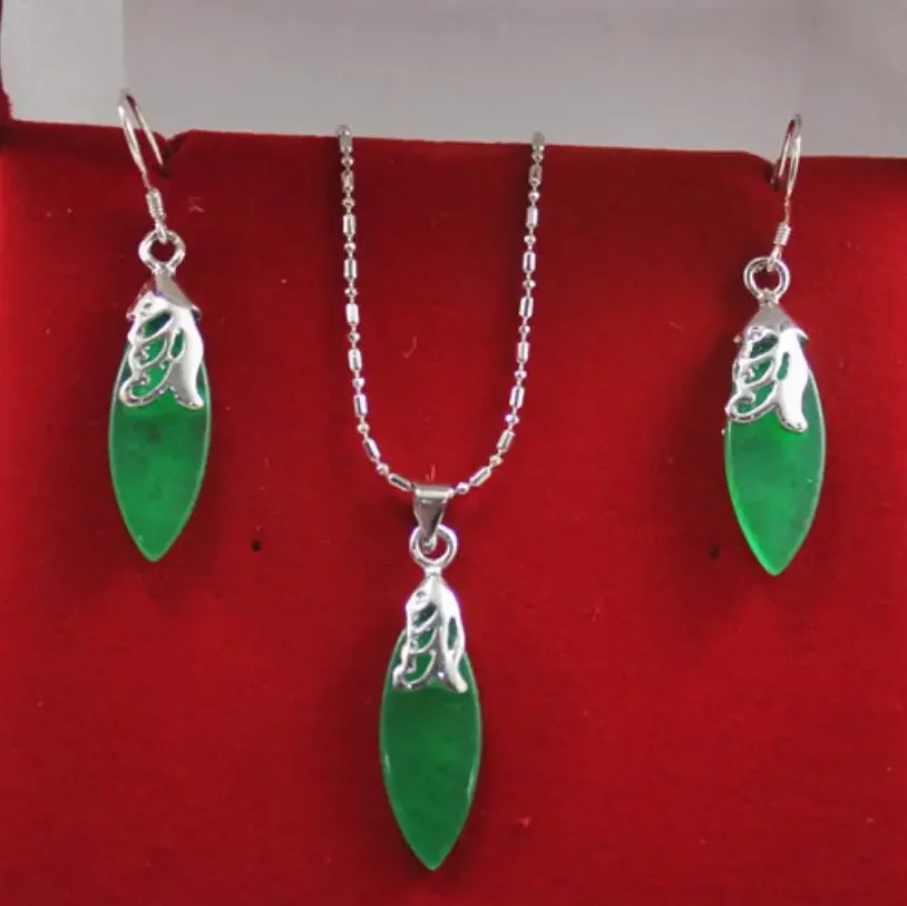

Women's fashion metal silver plated fish accessories Pendant Necklace + Hook Earring Set