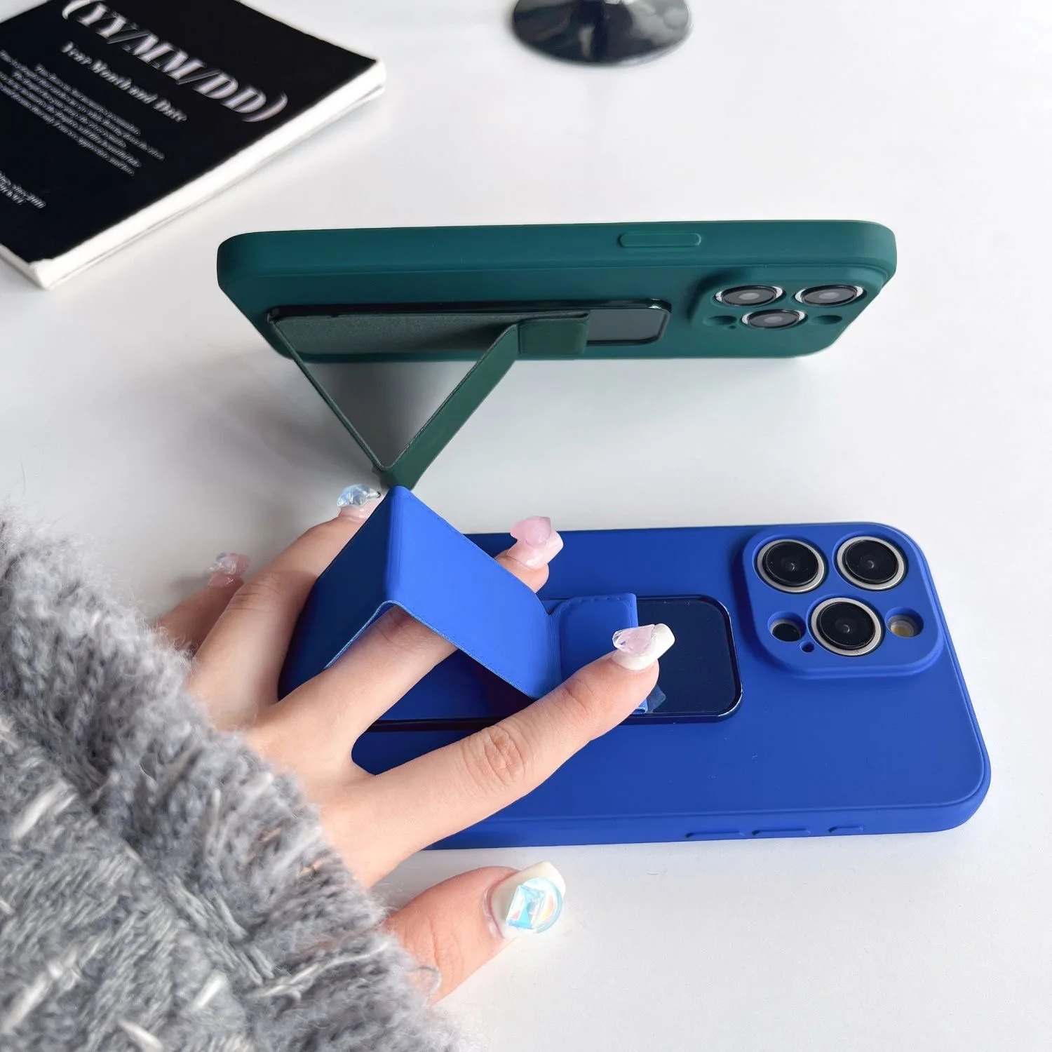 For iPhone 16 15 14 13 Pro Max Case Wrist Strap Magnetic Stand Kickstand Silicone Protective Case for iPhone 11 12 XS Support