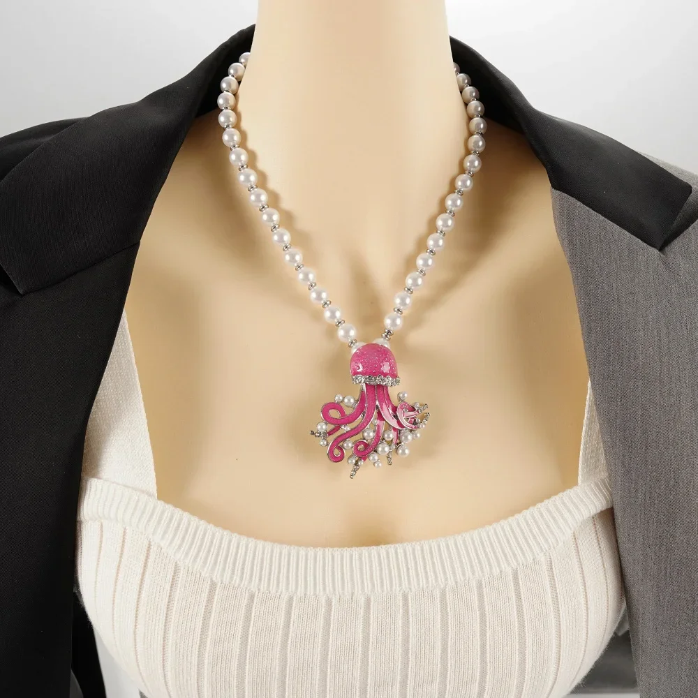 

Squid Pendant Shell Seahorse Octopus Pearl Necklace Blue Enamel Giant Cute Fish Charming Fashion Jewelry Gift for Women