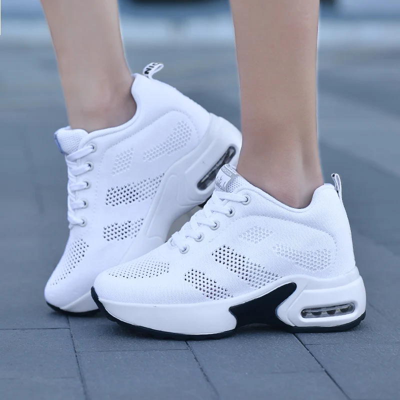 Leisure Sports Women's Shoes with Added Thick Soles That Can Grow Taller Breathable Comfortable and Elegant Vulcanized Shoes