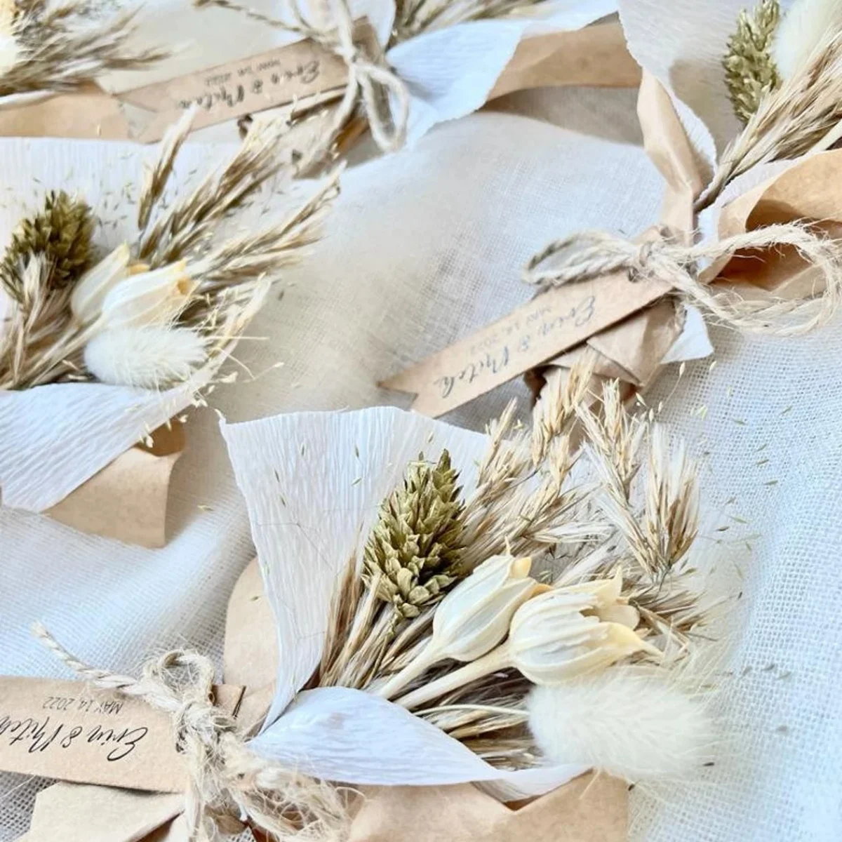 

Мини-букет - Свадебные сувениры для гостей - Букет из сушеных цветов на магните - Массовый сувенир