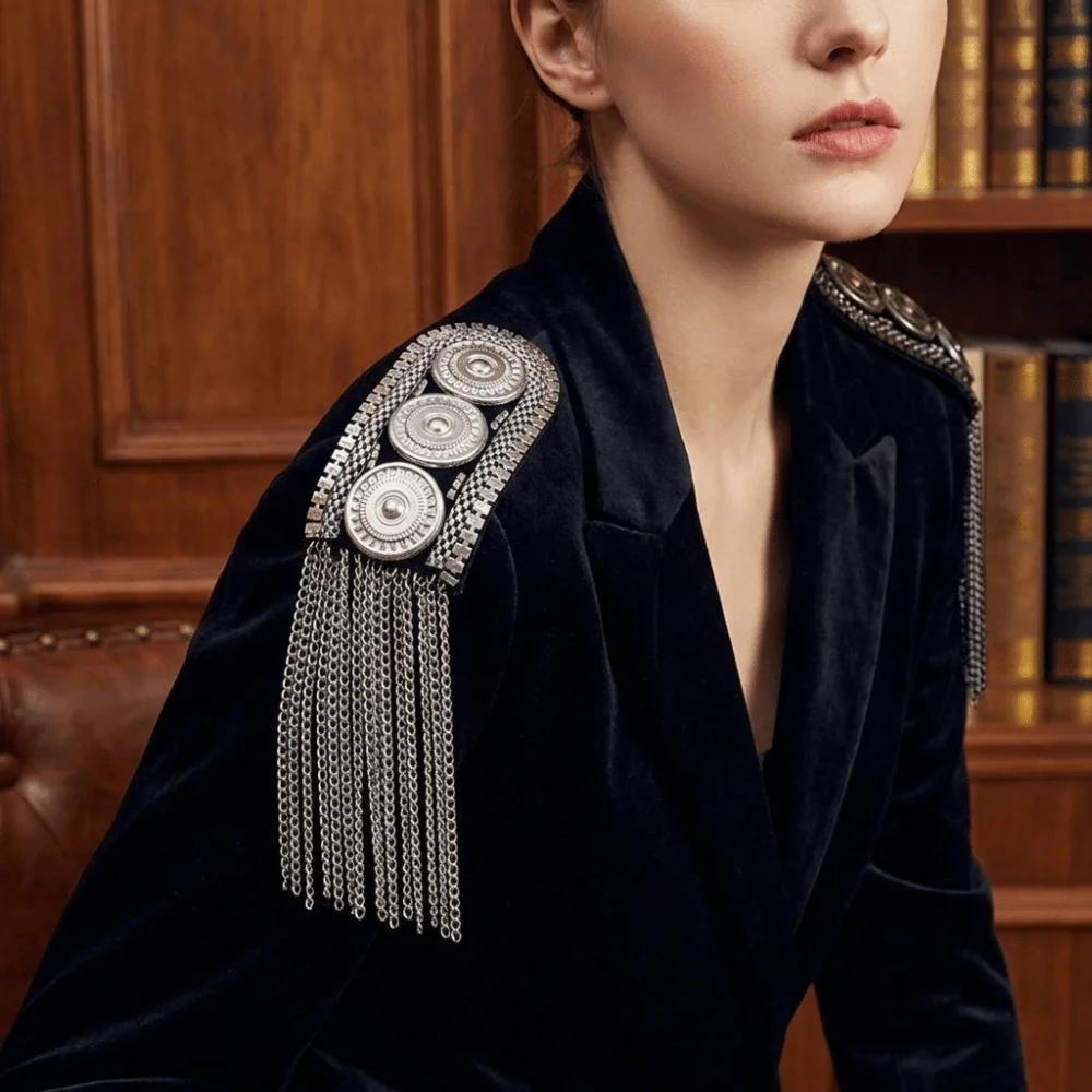 Luxury Alloy Shoulder Epaulets Chain Tassel Decorative Fringe Shoulder Ornament Retro DIY Clothing Accessories Unisex