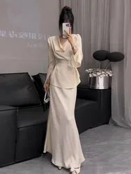 2025년 봄 유행 디자인 여성 신상 의류 세트 우아한 분위기 상의 하프 스커트 투피스 수트 긴팔 V넥