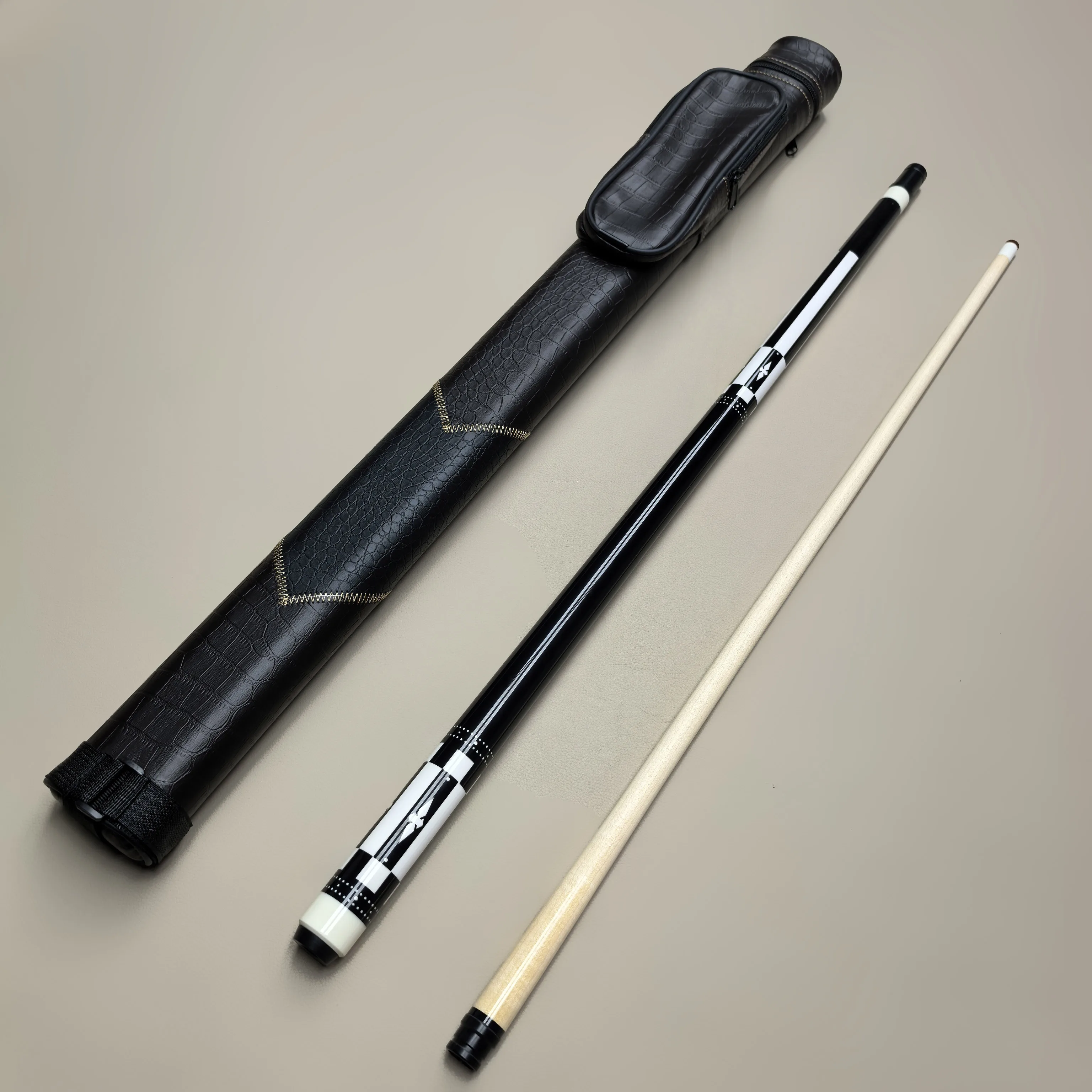 

White Note Billiards Club's hardwood front shaft with piano lacquer grip, featuring a 12.5mm tip, offers a comfortable grip .
