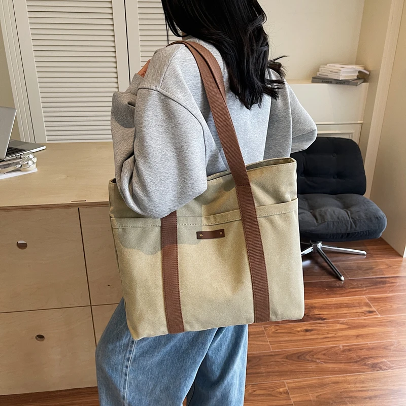 

2025 New Fashion Easiest for Match Large Capacity Women's Shoulder Crossbody Bag Casual Niche Design Lightweight Tote Bag