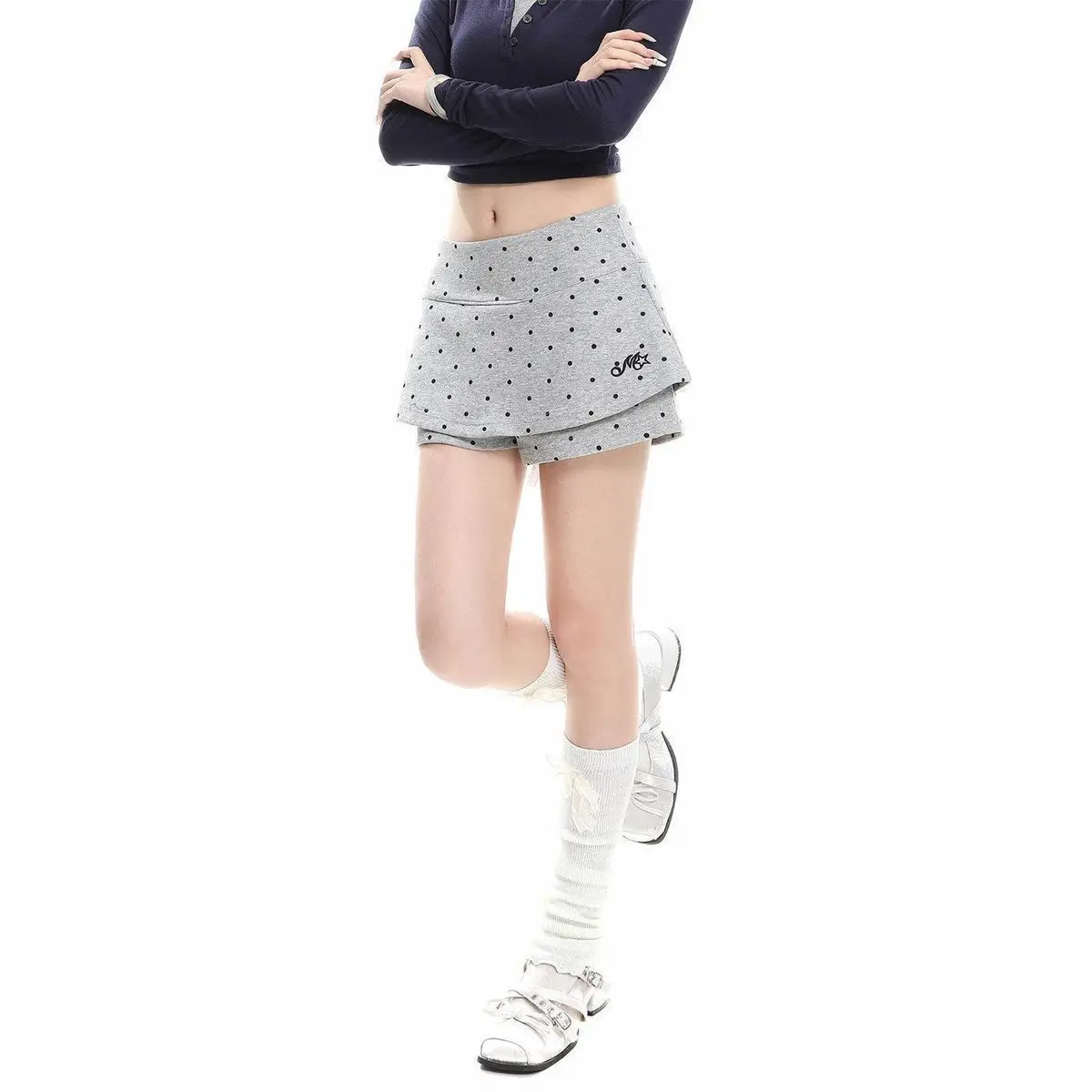 GRAY