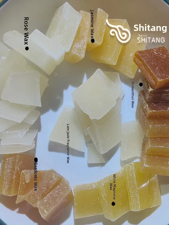 

Ароматические материалы для рукоделия: воск с ароматом жасмина и розы, воск с ароматом османтуса, воск с ароматом белой магнолии, воск с ароматом розы. Инструменты для творчества.