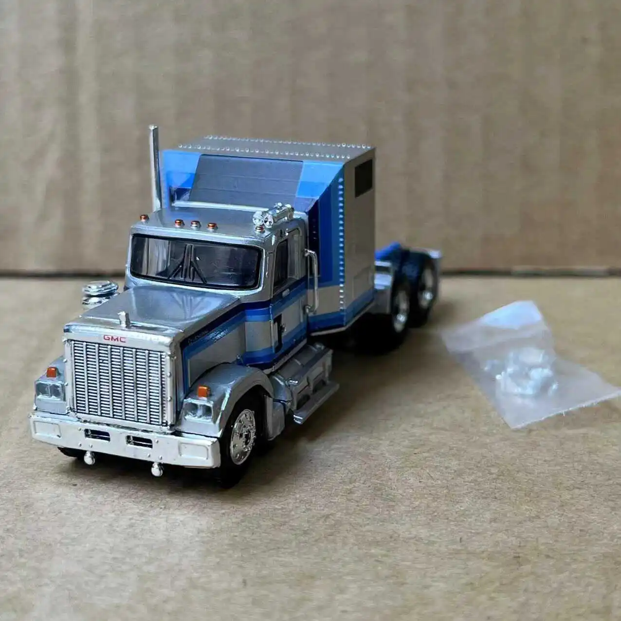 BREKINA HO 1/87 échelle véritable tracteur camion modèle en plastique jouet à collectionner cadeau Souvenir affichage ornements