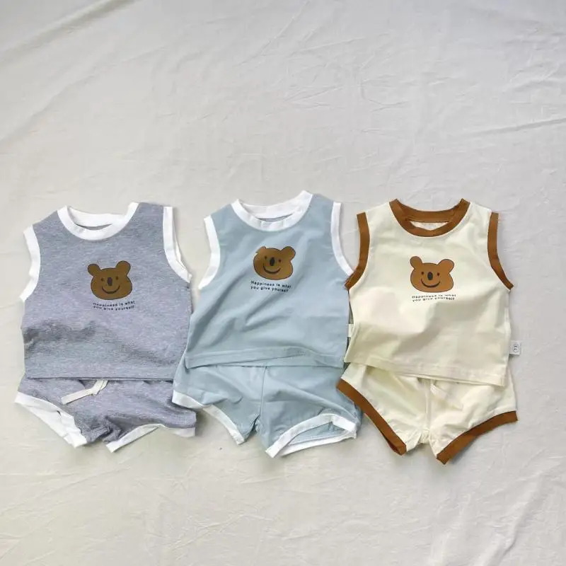 

Комплект из 2 предметов: жилет с мультяшным принтом медведя и шорты для младенцев, хлопковая одежда для малышей, летний новый набор без рукавов для мальчиков и девочек 2026 года