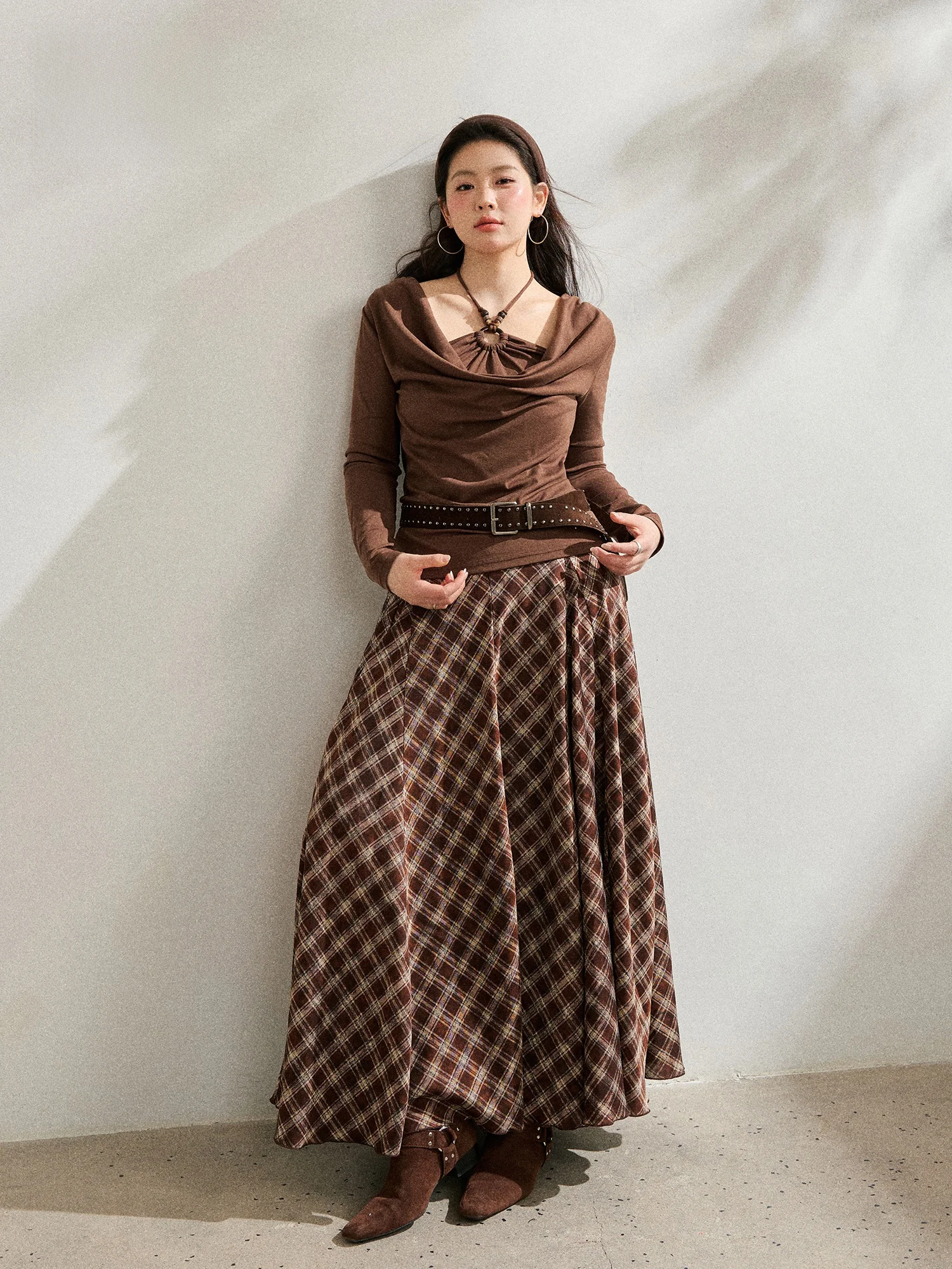 

plus Size Korean Style Slimming Deep Brown Bohemian Neckline Plaid Half Skirt Set Women's Fashion Spring Collection