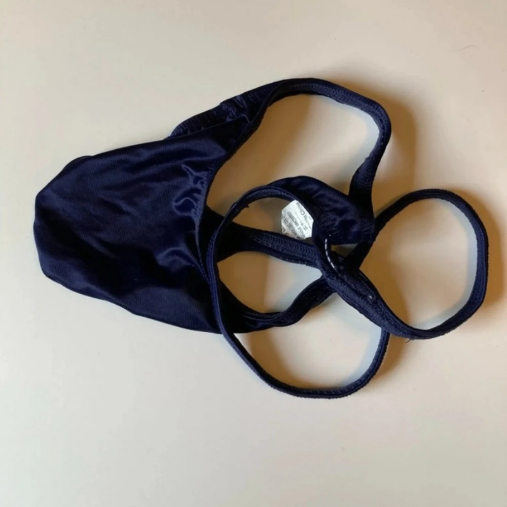 

Men's Thong Pouch Tangas Sexy Male G-strings Bikini Briefs Lingerie Ultrathin Underwear Thongs Underpants Shiny Tangas
