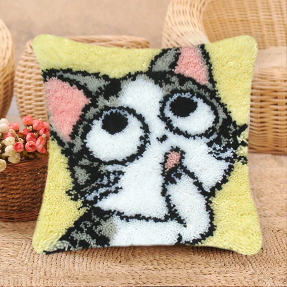 Animal Series Latch Hook Pillow Kits Dogs 3D Segment Embroidery Pillow Wool Cross Stitch Pillow Embroidery DIY Latch Hook Pillow