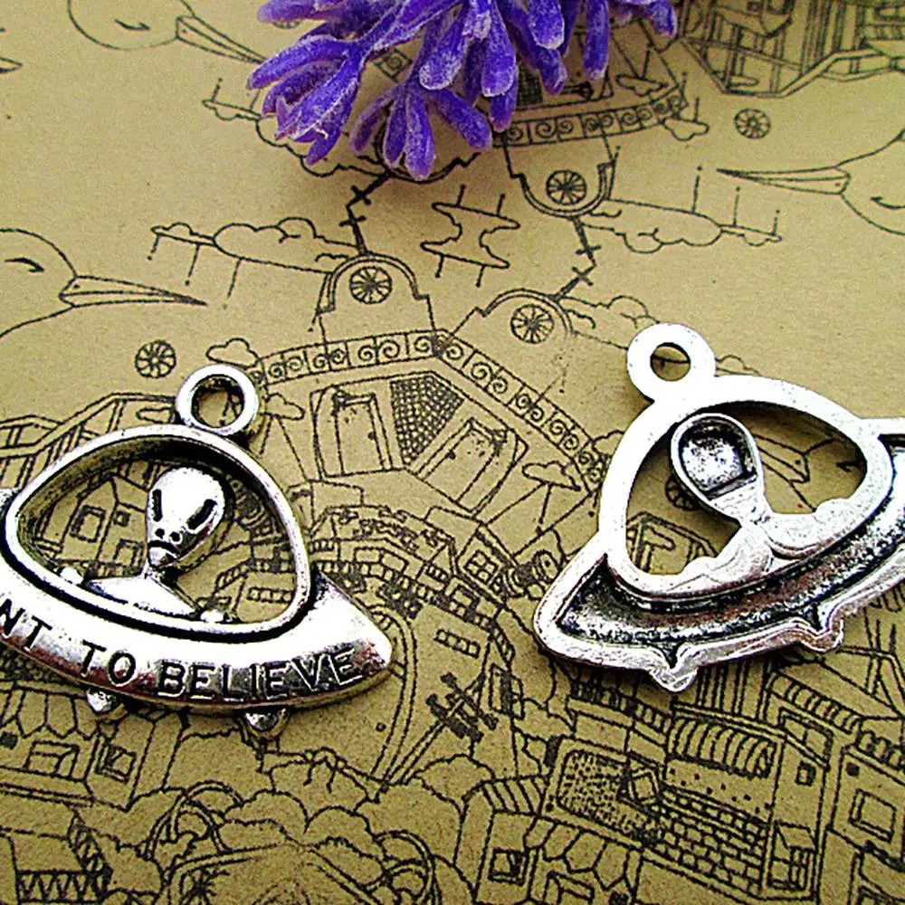 

80pcs--31x24mm Alien UFO I Want To Believe Charms For Jewelry Making Diy Findings Antique Silver Color Alloy Pendants