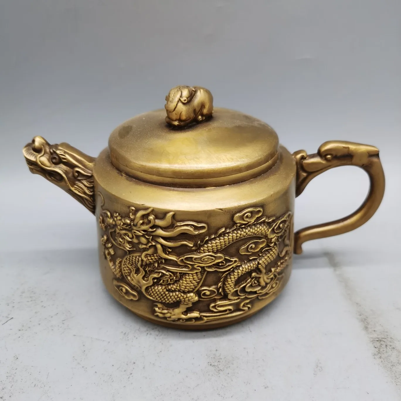 

Beautiful Looking Home Crafts Worth Decorating and Collecting Fine Crafted Pure Copper Teapots