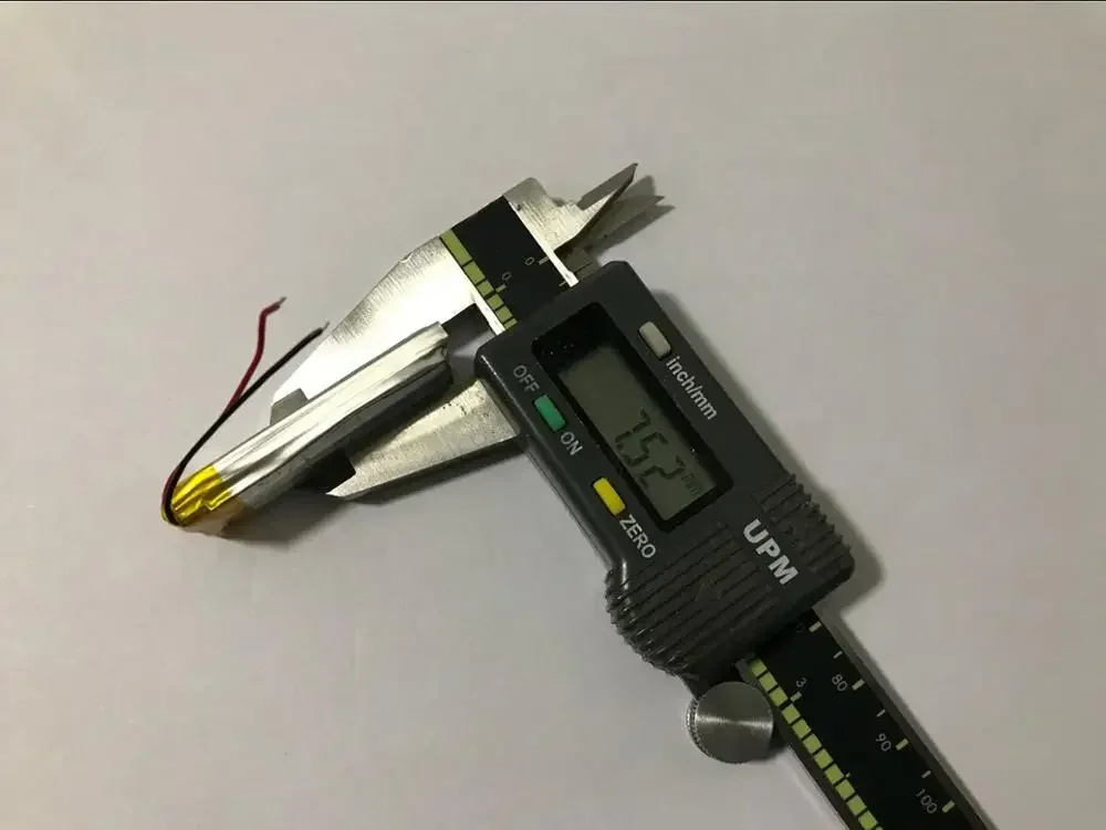 새로운 전체 용량 3.7V 폴리머 리튬 배터리 801745 700MAH GPS 장치 태블릿 PC 라인