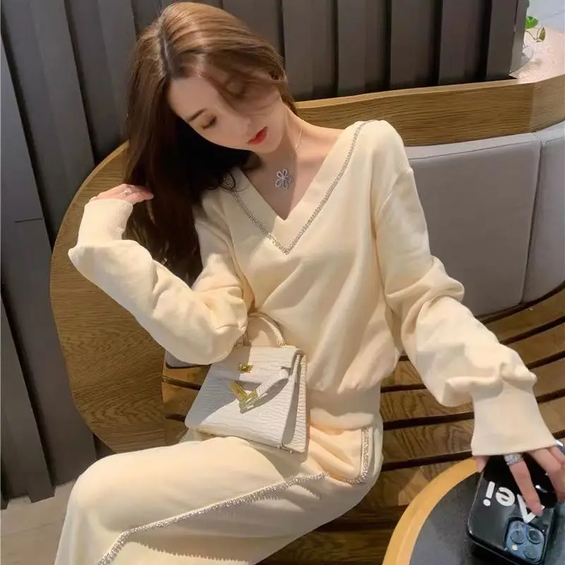 Fashion Set Women\'s Early Spring 2023 New Fashion Age Reducing Temperament Casual Sports Wide Leg Pants Two Piece Set