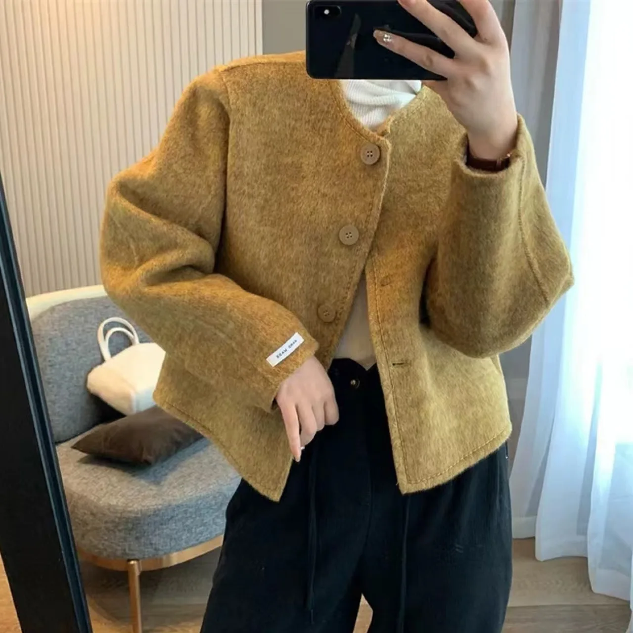 

Chic Women's Wool Blend Jacket Round Neck Long Sleeves Stylish Fall Outerwear Casual Short Coat Fashionable Top