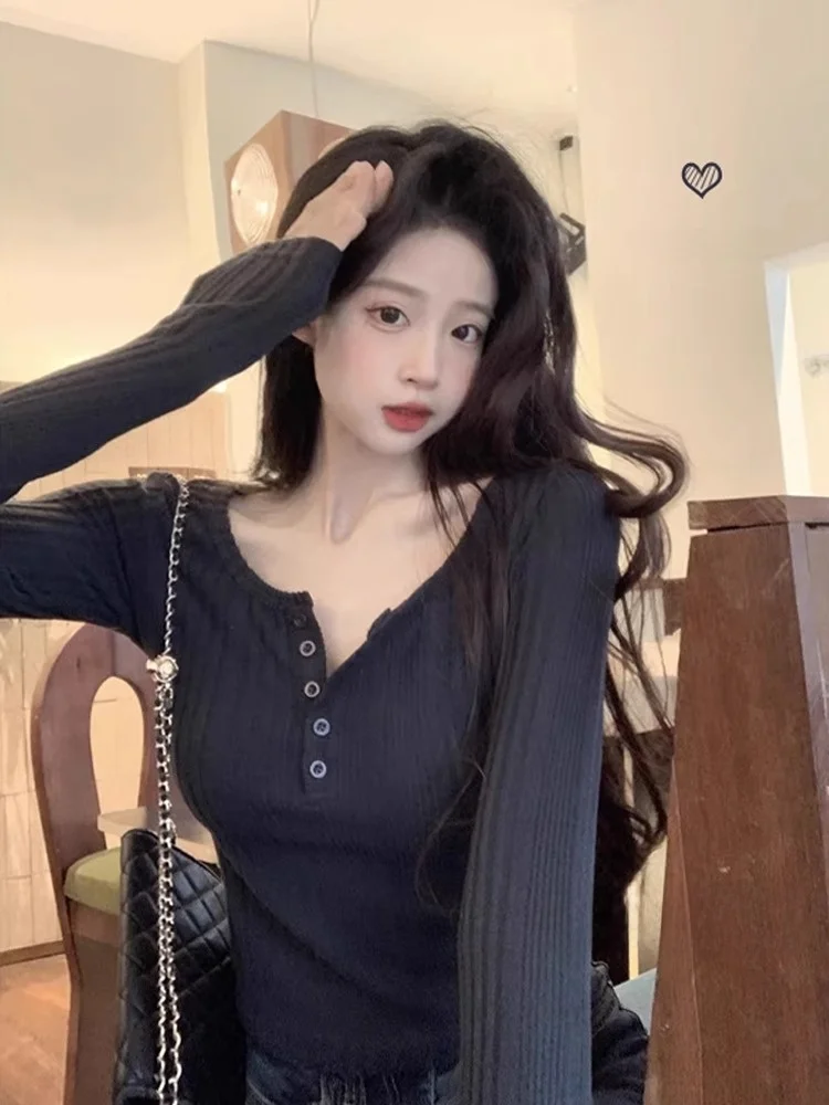 Slim Fit U-Neck Button Placket T-Shirt Women's Autumn Winter Inner Wear Short Style Top Trendy Korean Style Long Sleeve Shirt