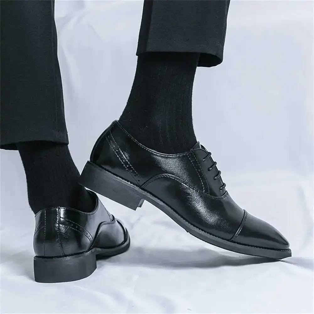 Perforated Low Men's Shoes Dress Footwear Elegant Shoes Men Sneakers Sports Kit Tenisse News Hypebeast Super Brand Lofers