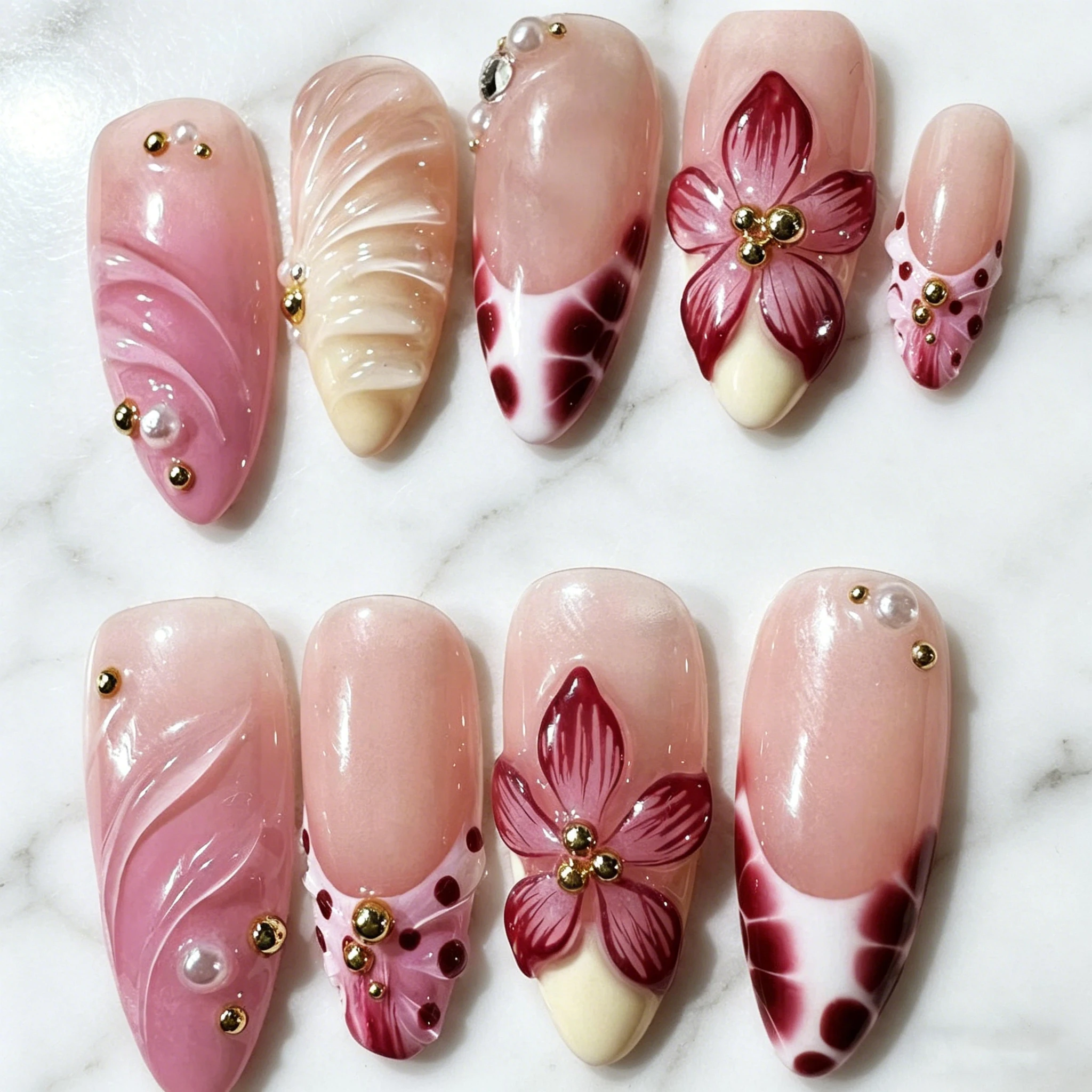 10pcs/box 3D Water Ripples Flower Almond Gel Fake Nails Golden Studded Pearls Pink Press On Nails Transparent Gel False Nails