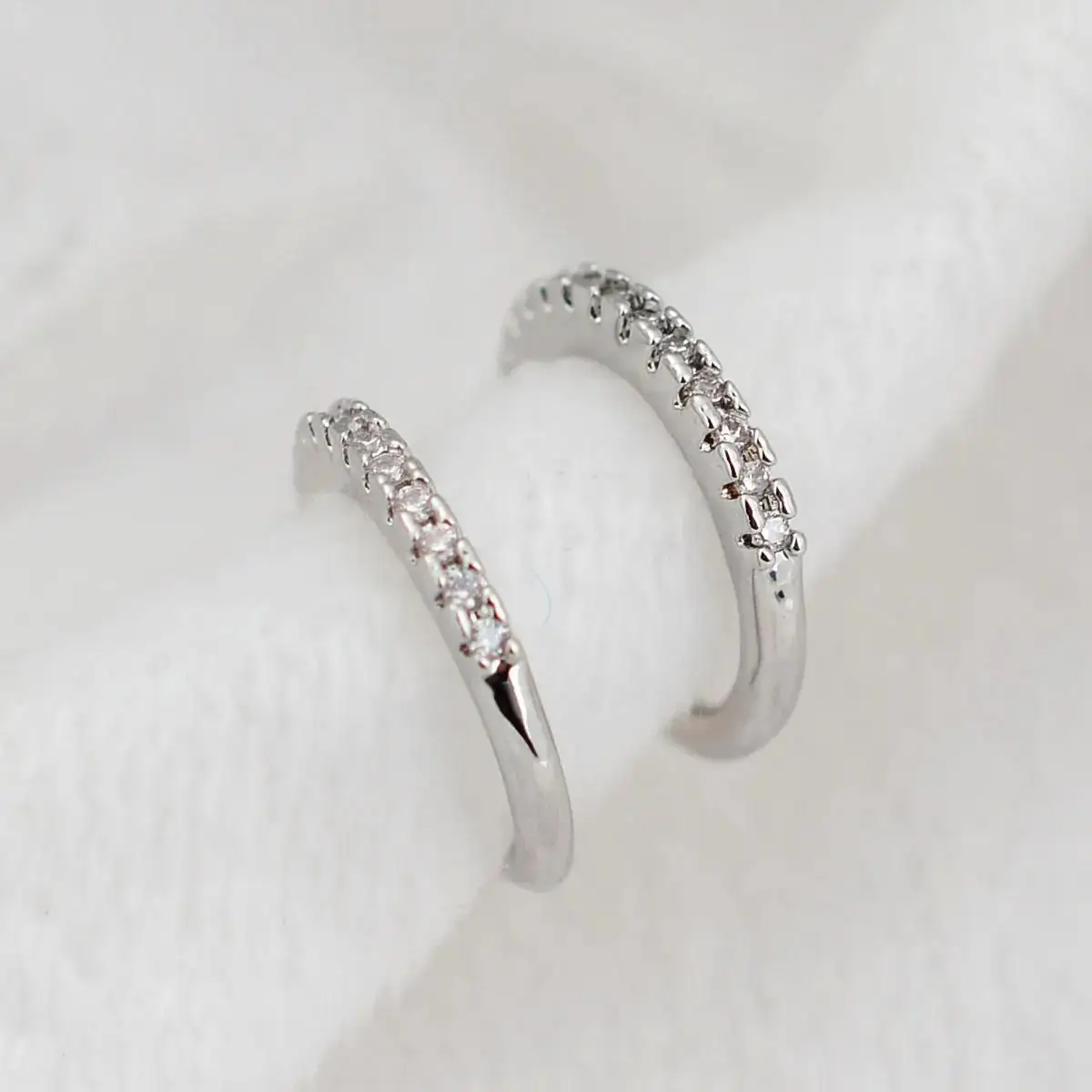 Silver Color Fashion Exquisite Zircon Ear Cuff Earring for Woman No Piercing Ear Wrap C shape Clip Earring Summer Jewelry Stack - view 5