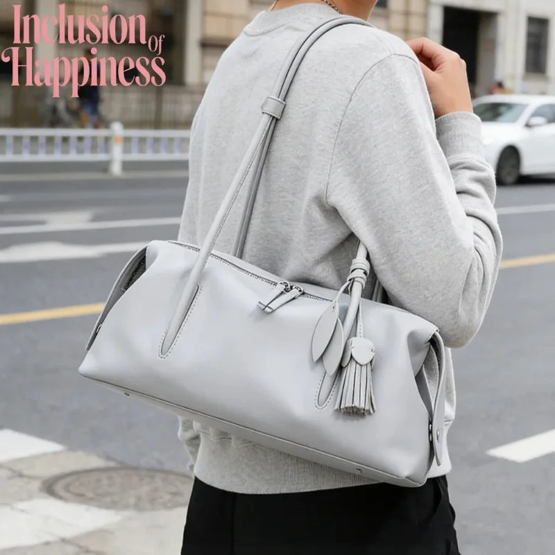 

2026 Genuine Leather Pillow Bag With High Aesthetic Value Bowling Bag Commuting Premium Armpit Shoulder Bag Simple And Versatile