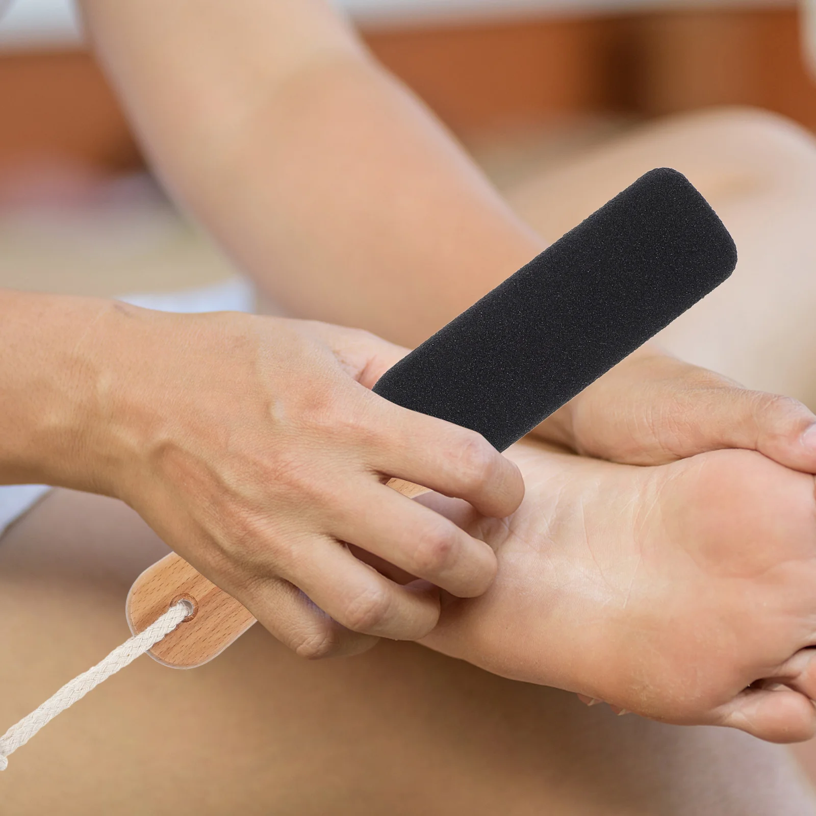 

Foot File Double Sided Callus Remover Ergonomic Wooden Handle For Dead Skin Removal Smooth Rough Feet Pedicure Tool Home Travel