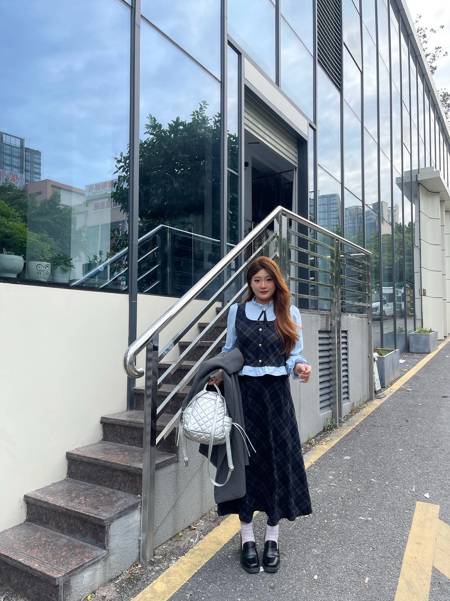 

Slimming Sweet And Spicy College Sle Two-Piece Set for plus Size Women High Waist Skirt Elastic Waist T-irt Casual Faion